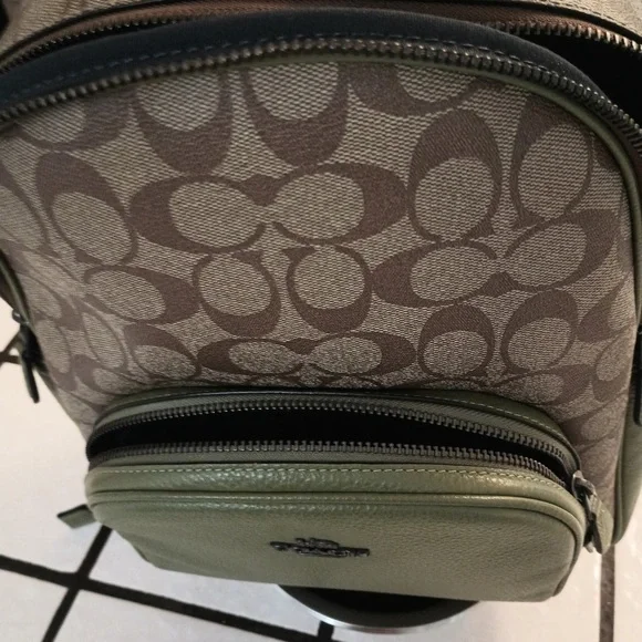 ♥️COACH Brand Green and Brown Court Backpack - Picture 11 of 13